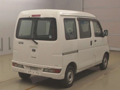 TOYOTA PIXIS VAN