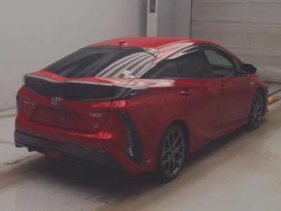 TOYOTA PRIUS PHV