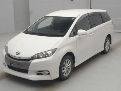 TOYOTA WISH