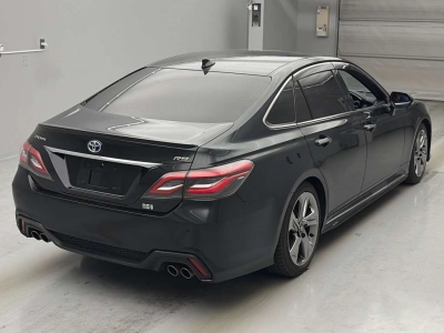 TOYOTA CROWN HYBRID