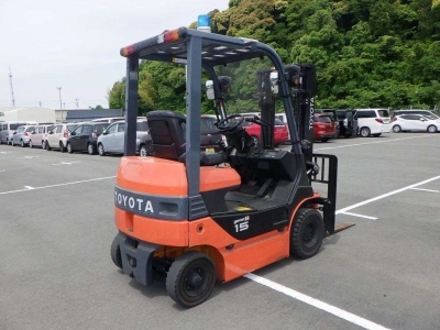 TOYOTA  FORKLIFT 