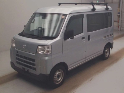 TOYOTA PIXIS VAN
