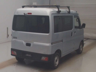 TOYOTA PIXIS VAN