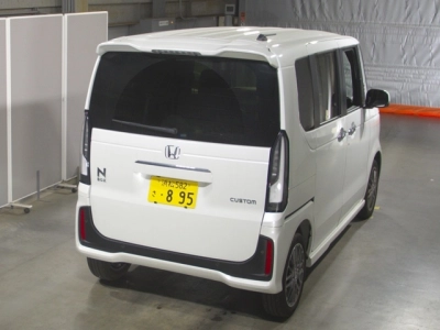 HONDA N BOX CUSTOM