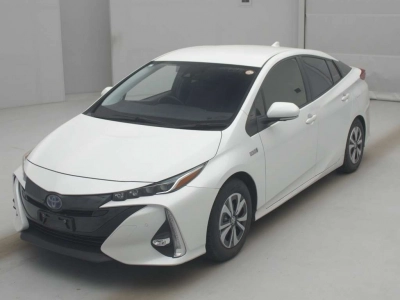 TOYOTA PRIUS PHV