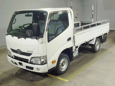 TOYOTA DYNA TRUCK