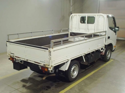 TOYOTA DYNA TRUCK