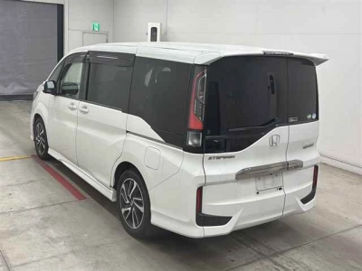 HONDA STEPWGN SPADA