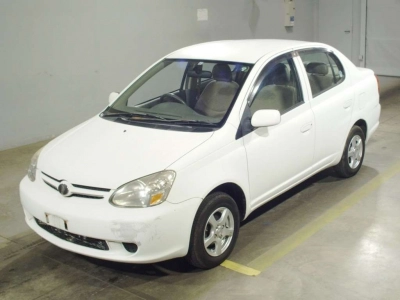 TOYOTA PLATZ