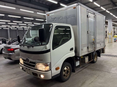TOYOTA DYNA TRUCK