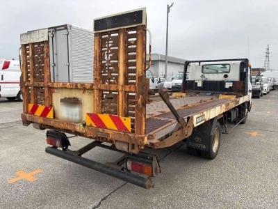 TOYOTA DYNA TRUCK