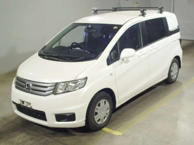 HONDA FREED SPIKE