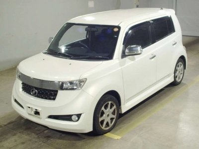 TOYOTA BB