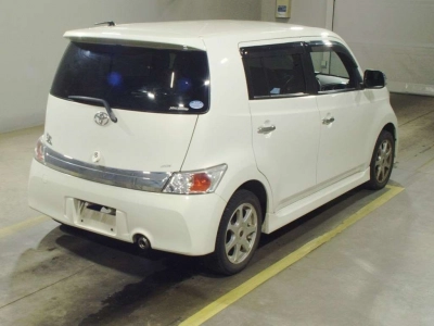 TOYOTA BB