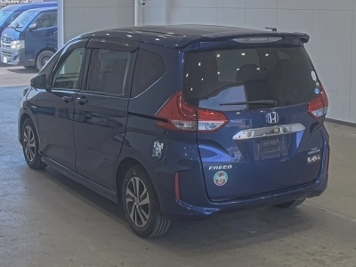 HONDA FREED HYBRID