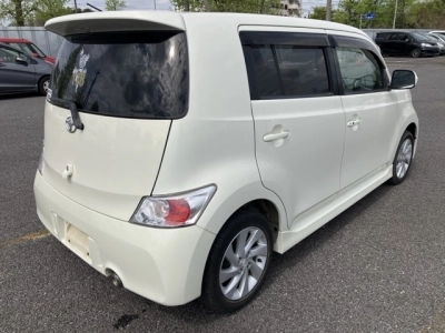 TOYOTA BB