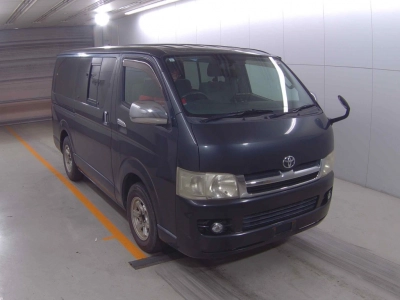 TOYOTA REGIUS ACE