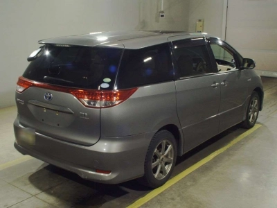 TOYOTA ESTIMA HYBRID