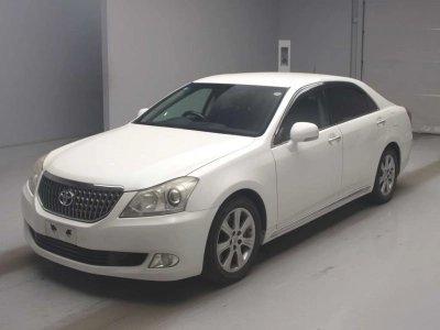 TOYOTA CROWN MAJESTA