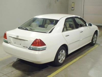 TOYOTA MARK II