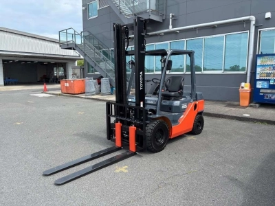 TOYOTA  FORKLIFT 