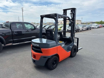 TOYOTA  FORKLIFT 