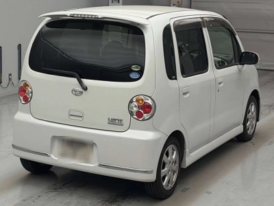DAIHATSU MOVE LATTE