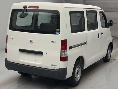 TOYOTA LITE ACE VAN