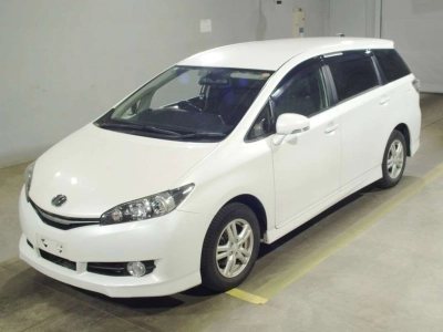 TOYOTA WISH