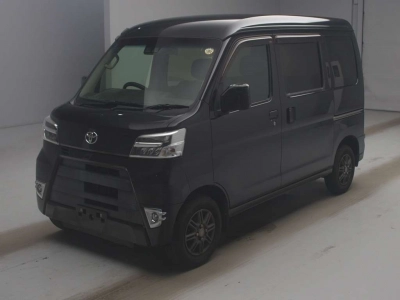 TOYOTA PIXIS VAN