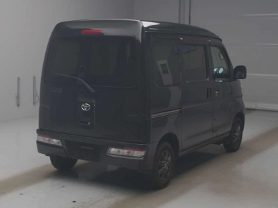 TOYOTA PIXIS VAN