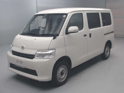 TOYOTA TOWN ACE VAN