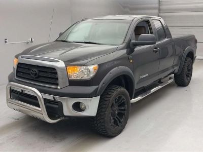 TOYOTA TUNDRA