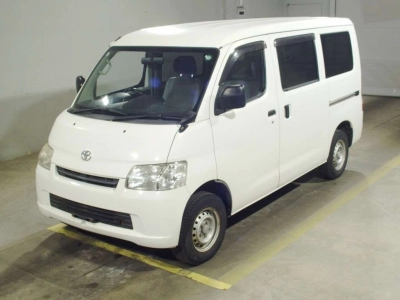 TOYOTA TOWN ACE VAN