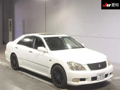 TOYOTA CROWN ATHLETE