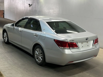 TOYOTA CROWN HYBRID