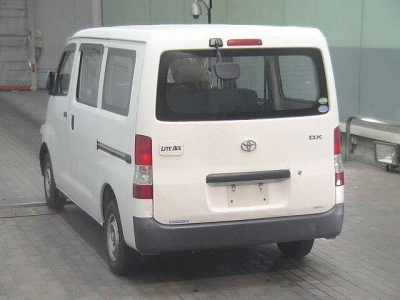 TOYOTA LITE ACE VAN