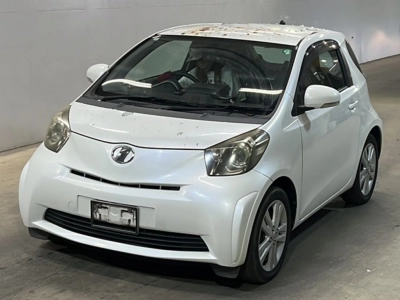 TOYOTA IQ