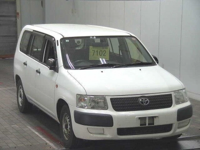 TOYOTA SUCCEED VAN