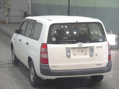 TOYOTA SUCCEED VAN
