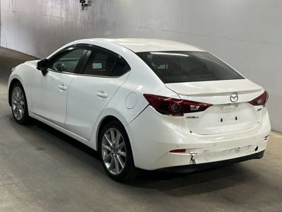 MAZDA AXELA HYBRID