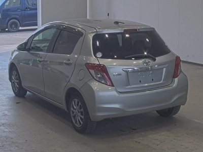 TOYOTA VITZ
