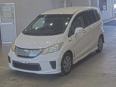 HONDA FREED HYBRID