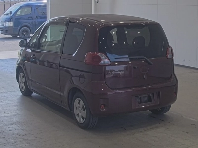 TOYOTA PORTE