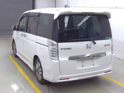 HONDA STEPWGN SPADA