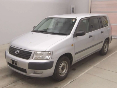 TOYOTA SUCCEED VAN