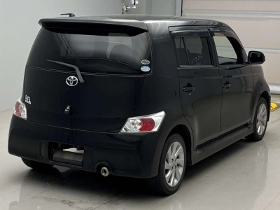 TOYOTA BB