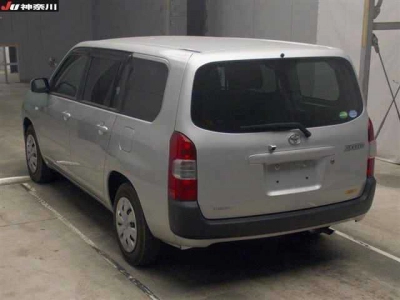 TOYOTA SUCCEED VAN