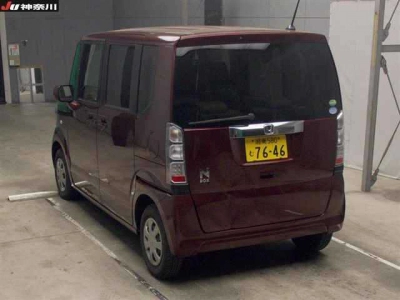 HONDA N BOX CUSTOM