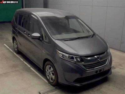 HONDA FREED HYBRID